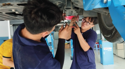 Dịch vụ bảo dưỡng ô tô tại Cartek