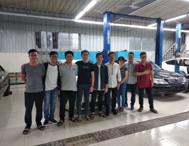 Hình ảnh buổi thực tập máy chẩn đoán Cartek trên xe Toyota Prius