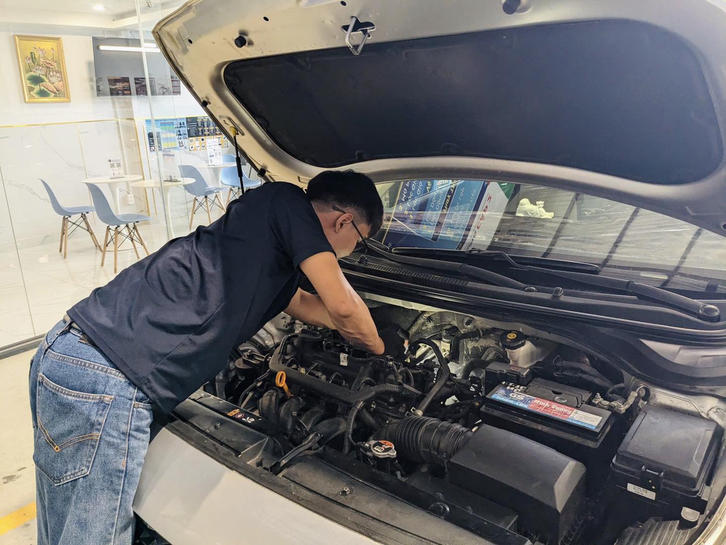 Vệ sinh xe ô tô tại Thủ Đức